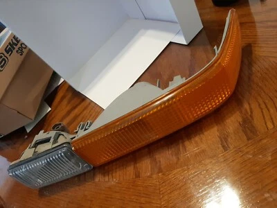 Luz antiniebla diestro señal de giro para pasajeros Chevrolet Blazer S10 O.E.M 98-05 Foto 1 de 4