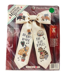 Dimensions Cross Stitch Door Bow Debbie Mum  In This House The Cat Rules  - Picture 1 of 10