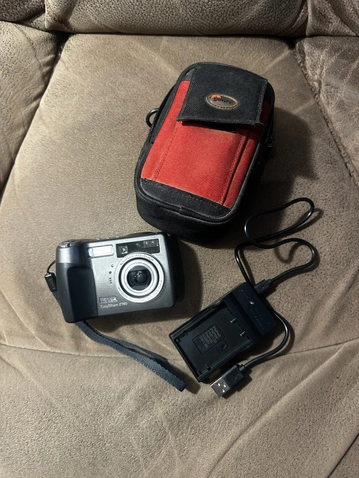 Kodak EasyShare Z760 6.1MP Digital Camera Tested Works W Battery+charger. - Image 1 of 4