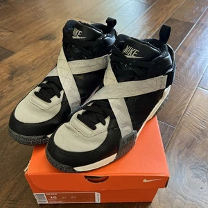 Nike Air Raid Retro 2007 - Nero/Grigio Medio-Bianco - Usate Uomo Taglia 10 - Foto 1 di 18