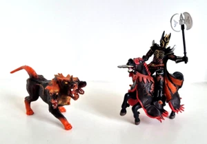Papo Black Knight  Vs Cerberus 3 Headed Hellhound Figure Set Fantasy World - Picture 1 of 3
