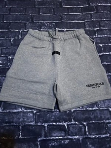 NWT Essentials Fear Of God “Dark Oatmeal ” Sweat Shorts Size Large - Picture 1 of 2