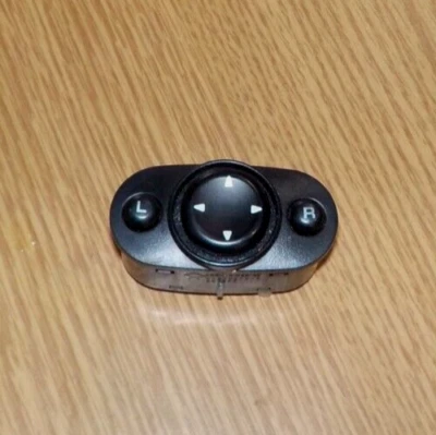 Interruptor de control del espejo retrovisor eléctrico Chrysler PT Cruiser 2002 04608505AB Foto 1 de 4