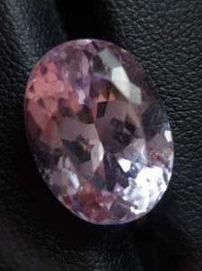 High quality Kunzite Gemstone - Faceted natural Spodumene 11.45 CTS  - Picture 1 of 10