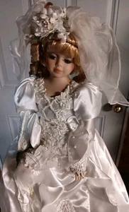 Muñeca Edición Limitada Porcelana Bisque Fina Genuina Elección Coleccionista 17" NOVIA - Imagen 1 de 5