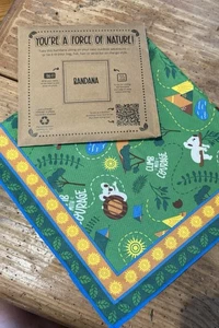 Bandana GIRL SCOUT SEI UNA FORZA DELLA NATURA 2023 articolo premio NUOVO in confezione - Foto 1 di 3