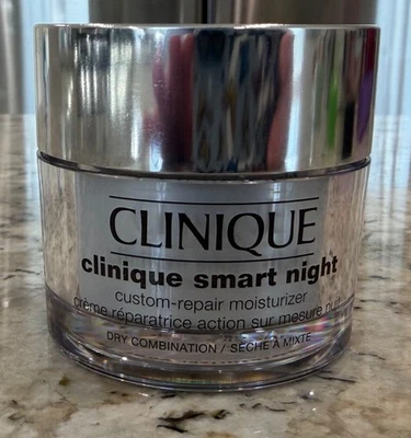Crema hidratante Clinique Smart Night personalizada reparadora 1,7 oz piel seca combinada nueva sin caja Foto 1 de 4