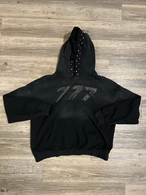 777 ONYX С ЗАКЛЕПКАМИ ТОЛСТОВКА С КАПЮШОНОМ  - Изображение 1 из 4