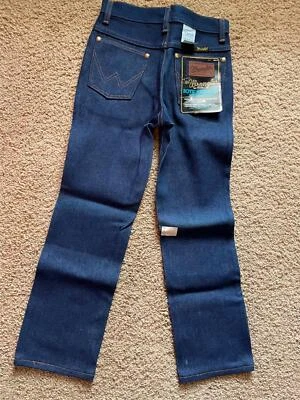 PANTALONES VAQUEROS WRANGLER PIERNA RECTA DE MEZCLILLA OSCURA 25 X 25 NIÑOS 10 NIÑOS NUEVOS DE COLECCIÓN AÑOS 70 Foto 1 de 4