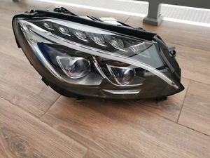 Faro delantero derecho FULL FULL LED ILS MERCEDES CLASE C W205 A2059063204 - Imagen 1 de 5