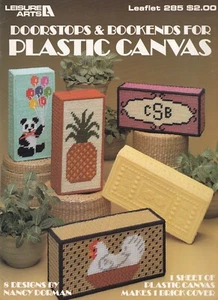 Doorstops & Bookends For Plastic Canvas Pattern Leaflet 8 Designs Leisure Arts - Picture 1 of 2