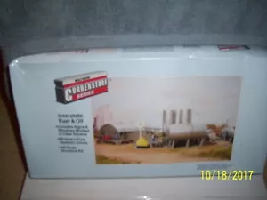 WALTHERS CORNERSTONE SERIES HO SCALE #933-3006 INTERSTATE FUEL & OIL - Picture 1 of 2