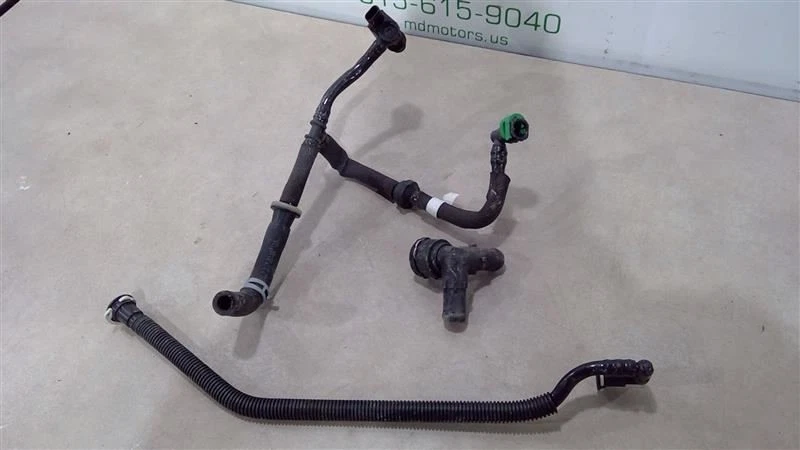 2018 - 2021 CHEVROLET TRAVERSE BRAKE BOOSTER VACUUM HOSE W/ SENSOR 84341899 - Image 1 of 4