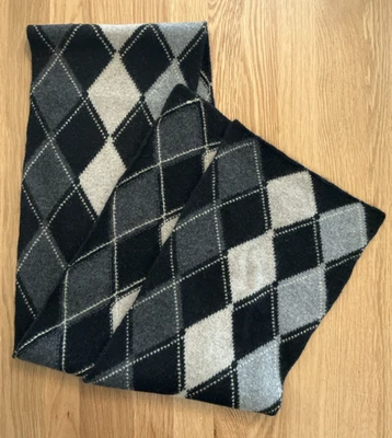 Шарф из овечьей шерсти и кашемировой смеси Banana Republic серый/черный бриллиант аргайл - Изображение 1 из 4