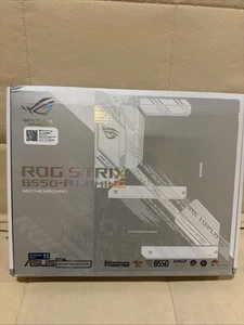 ASUS ROG STRIX B550-A GAMING AMD B550 ATX DDR4-SDRAM Mainboard - Bild 1 von 3