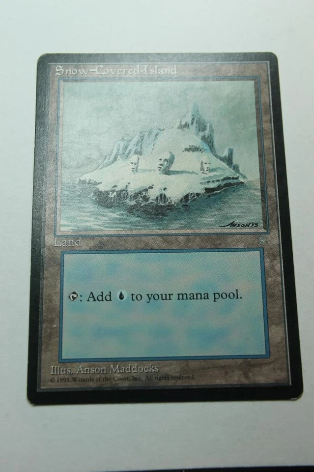 MTG Snow-Covered Island x1- -Ice Age-Mod/Hvy Play - Image 1 of 1