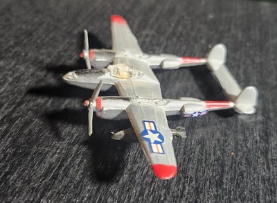 DYNA FLITES USAF LOCKHEED P-38 LIGHTNING AVIÓN MILITAR FUNDIDO A PRESIÓN 3,75" envergadura Foto 1 de 4