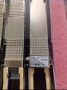 Brocade Gen 7 ICL Fibre Channel QSFP+ Transceiver for X7 57-1000481-01 XBR-00042 - Picture 1 of 2
