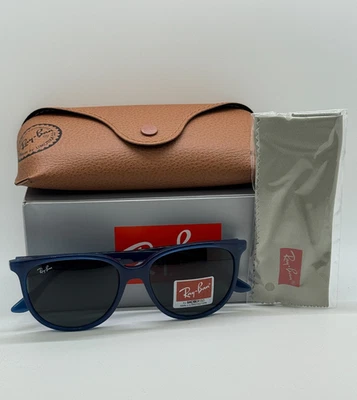 Gafas de sol Ray Ban RB4378 (6694/87) azul ópalo 54 mm/gris oscuro para mujer Foto 1 de 4
