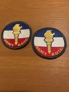 Zwei (2) ARMEE ROTC PATCHES 4" Kreis NEU UNBENUTZT KOSTENLOSER VERSAND - Bild 1 von 3