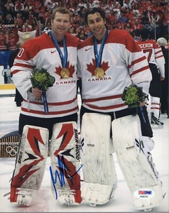 MARTIN BRODEUR SIGNED AUTO 8X10 PHOTO PSA/DNA #AA85762 **TEAM CANADA GOLD** HOF - Picture 1 of 2