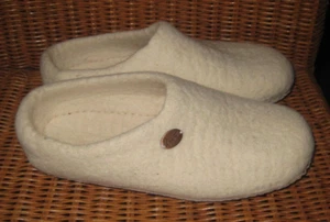 Woolfit Ivory Boiled Wool & Leather Sole Clog Slippers EU 39/8 New no box - Picture 1 of 10