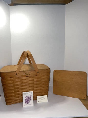 Longaberger 1994 Large Picnic Basket W/Lid, Hinges, Plastic Protector, Pie Riser Cover