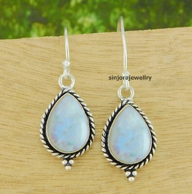 Pendientes colgantes/gotas hechos a mano de plata de ley 925 con piedra lunar arco iris de 1,5" Foto 1 de 4