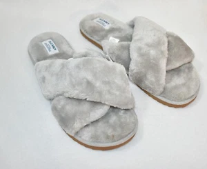Old Navy Slippers Faux Fur Size 10 Gray Women's - Picture 1 of 7