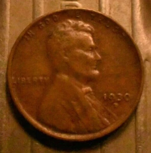 Filled D and Woody Errors! 1930-D Lincoln Wheat Cent 1c. (#9334) - Picture 1 of 3