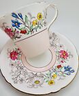 Tasse et soucoupe de fleurs sauvages vintage rare Shelley peinte à la main en ruban rose ; tasse à thé