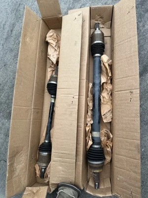 Conjunto de eje Kia K5 2021-2024 ID del producto: 49500-L3010 ID del producto: 49501-L3000 Foto 1 de 4