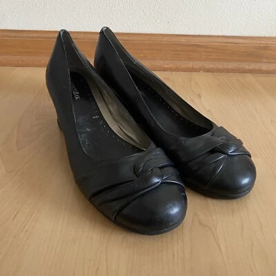 Tacones de cuña bajos sin cordones de cuero negro St. John’s Bay para mujer, talla 10 Foto 1 de 4