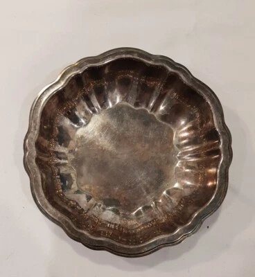 5.5" Silver Plated Bowl Wm A Rogers by Oneida Ltd Silversmiths Foto 1 de 4