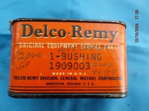 Upper distributor bushing 1949-1956 Olds Stude Nash Kaiser Hudson Cad NOS Delco - Picture 1 of 4