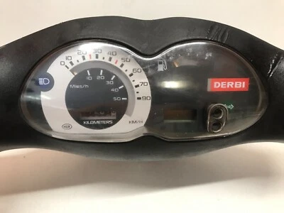 STRUMENTAZIONE CONTACHILOMETRI SCOOTER DERBI Atlantis Bullet 50 2003 2005  - Immagine 1 di 4