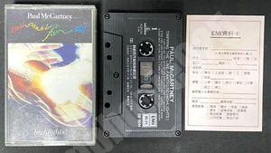 1990 Paul McCartney Tripping The Live Fantastic Taiwan 17 Tracks Cassette Tape - Picture 1 of 14