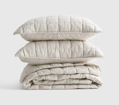 NWT! Quince Linen Sand Quilt & 2 Sham Set ! King/ Cal King! (710)  - Image 1 of 4