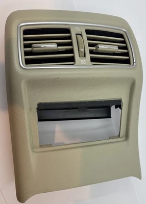 Infiniti Q50 2014-2018 consola central trasera panel de ventilación de aire con cenicero Foto 1 de 4