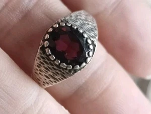 Sterling Silver Vintage Garnet Ring Size Q R99 - Picture 1 of 5