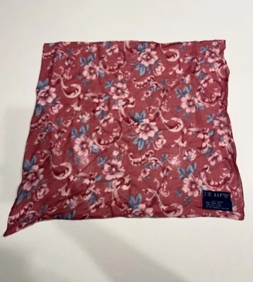 Bufanda cuadrada Cottagecore Gap roja floral 100 % algodón 19 X 19 Foto 1 de 4