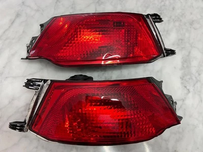 Luz antiniebla trasera izquierda y derecha Land Rover Range Rover Sport L494 OEM LR095709 LR095708 Foto 1 de 4