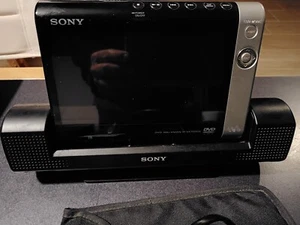 Sony Walkman DVE7000S DVD Player (7") - Picture 1 of 7