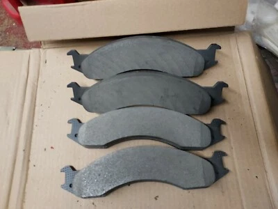 Pastillas freno delanteras ford e-250 e-350 econoline 1992-1994 premium 557 Foto 1 de 2