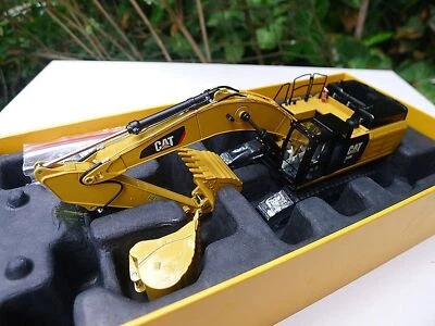 CCM 1/48 Scale CAT 349E L Hydraulic Excavator Diecast Model Toy Collection - Image 1 of 4