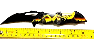 CUCHILLO BATMAN MOONLIGHT ASISTIDO POR RESORTE 8,25" TOTAL APROX. HOJA DE 3,75 PULGADAS Foto 1 de 4