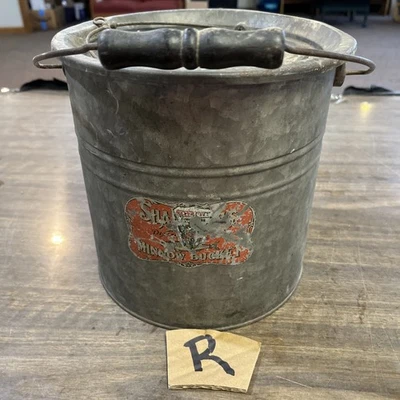 VINTAGE SHAPLEIGHS FALL CITY MINNOW BUCKET *RARE* - Image 1 of 4