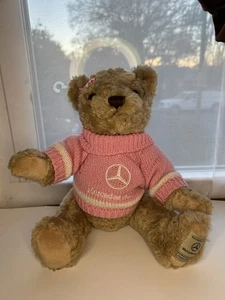 Mercedes Benz Teddybär Gelenk Plüsch Logo Rosa Pullover & Schleife Herrington 2004 - Bild 1 von 9