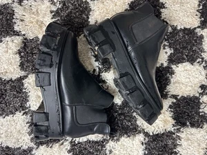 Nasty Gal Black Chunky Chelsea Boots Womens 6.5 US - Picture 1 of 4