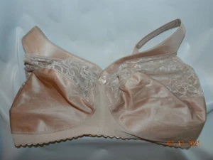 NWOT Glamorise Beige 1000 Magic lift Original wirefree support bra 42I - Picture 1 of 3